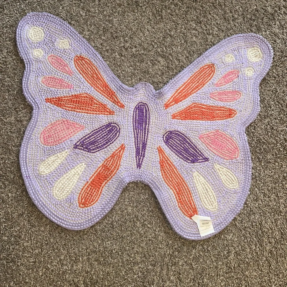 Small Butterfly Rug - Picture 5 of 6